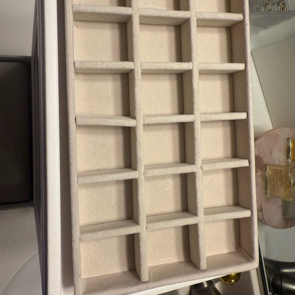 White Jewelry Organizer with Drawer - Picture 10 of 14